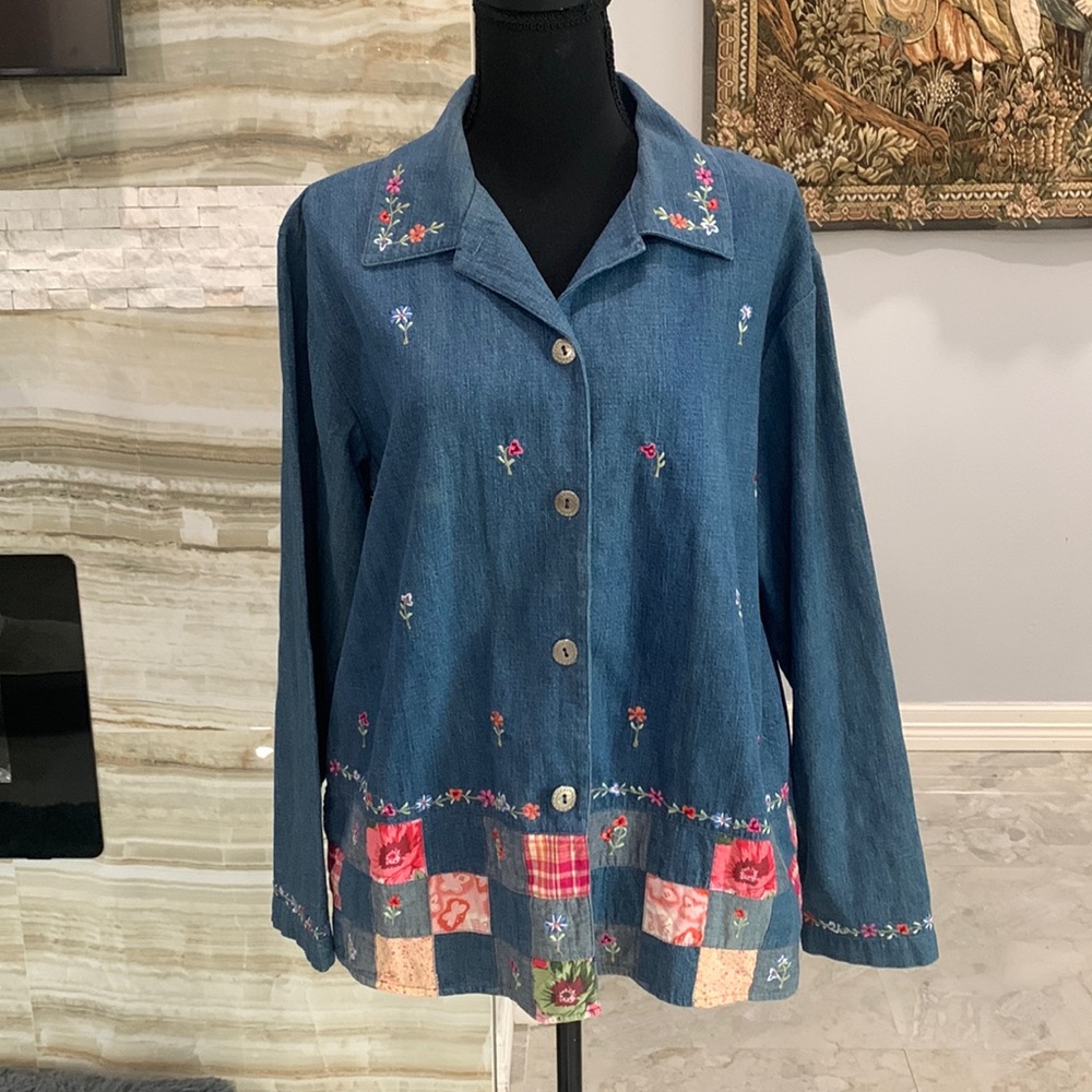 Bobby Brooks Spring Patchwork Denim Style Top.‎ Size L (124)